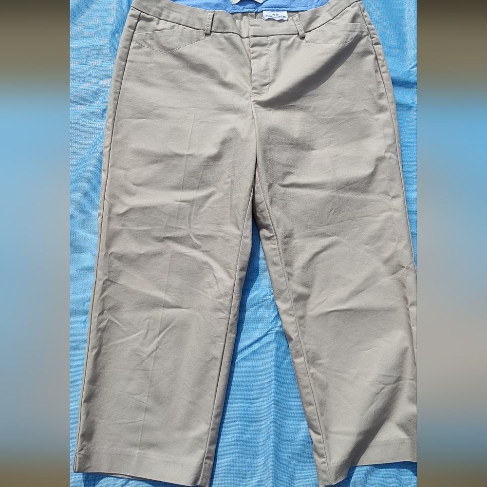 Dockers Capri pants